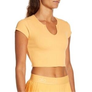 NEW Alo Yoga Ribbed Cropped Savvy Short Sleeve Golden Orange NWT